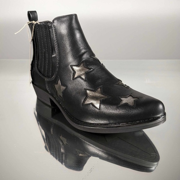 NWT /NIB SEVEN7
ROCKSTAR FAUX LEATHER BLOCK HEEL ANKLE BOOTS -10 - Picture 7 of 8